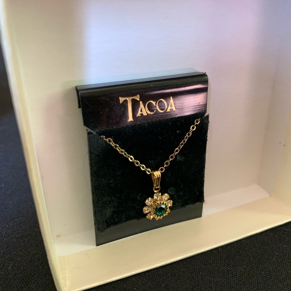 Emerald Green Necklace Tacoa